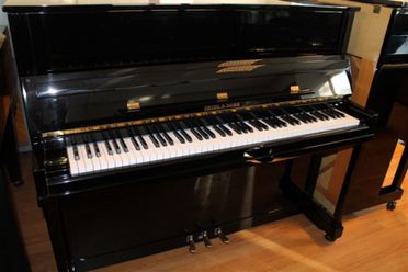 België, piano verkoop, Antwerpen, pianotransport, pianostemmen.